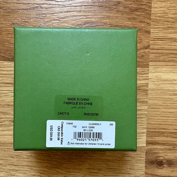 NIB Kate Spade New York My Love Heart Stud earrings - Picture 6 of 9